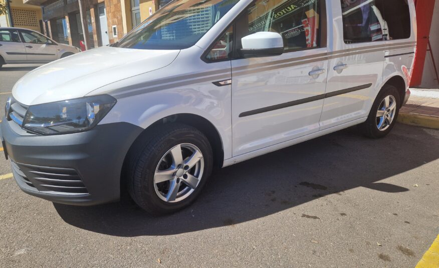 VOLKSWAGEN CADDY 2.O tdi Beach